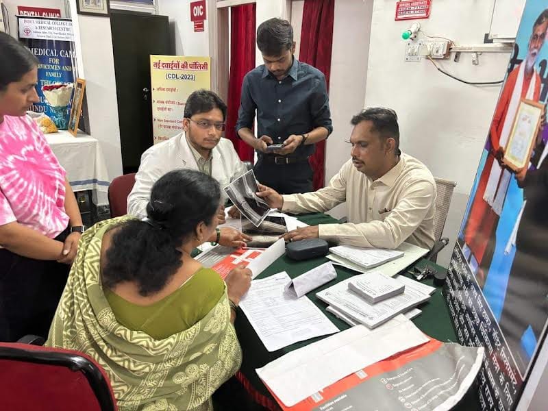 Indore News: Health camp organized for ex-servicemen, 200 retired soldiers and their dependents took benefit.