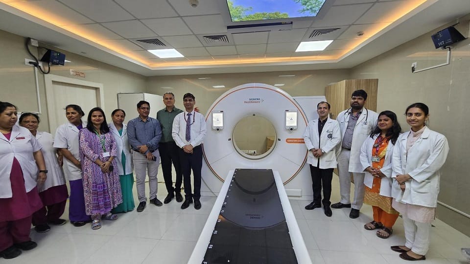 Lady Hardinge Medical CollegeLady Hardinge Medical Collegestarted in Lady Hardinge Medical College