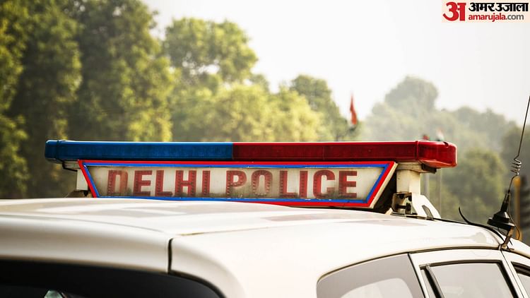 25 Year Old Youth Shot Himself In Rohini Delhi – Amar Ujala Hindi News Live