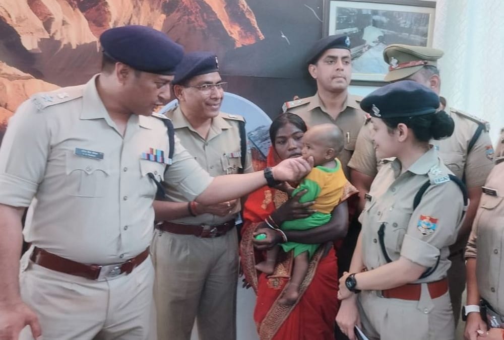 Haridwar News Brother in law and sister in law had stolen child to ask for begging