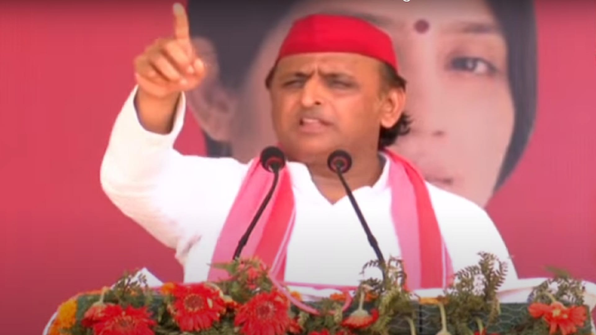 Akhilesh Yadav in Aligarh on 23 April