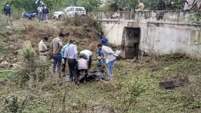 CG News Two died due to coal mine collapse somewhere body found in pieces in Chhattisgarh