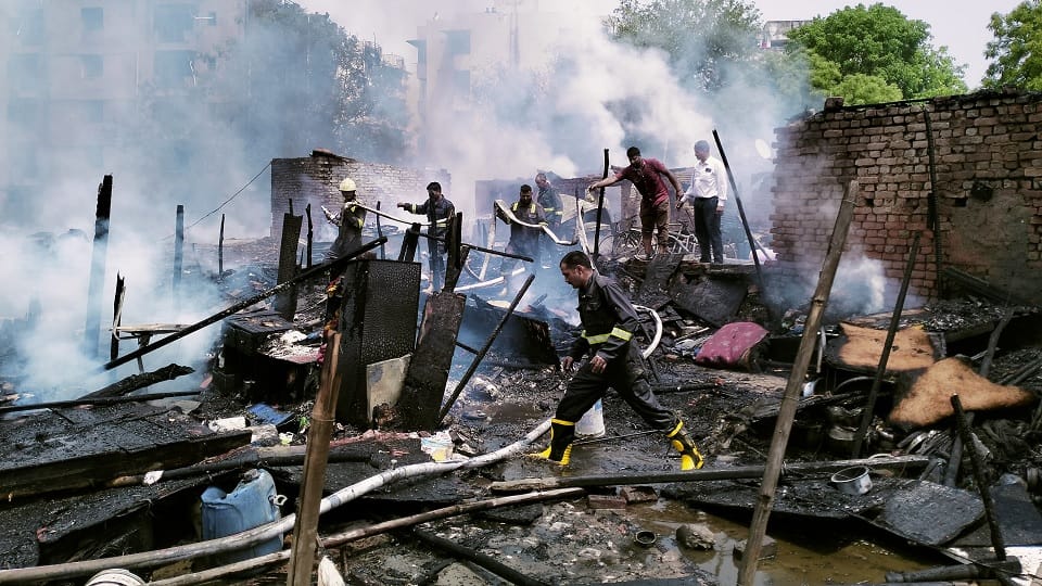 Ghaziabad Fire Massive fire breaks out in slums in Makanpur