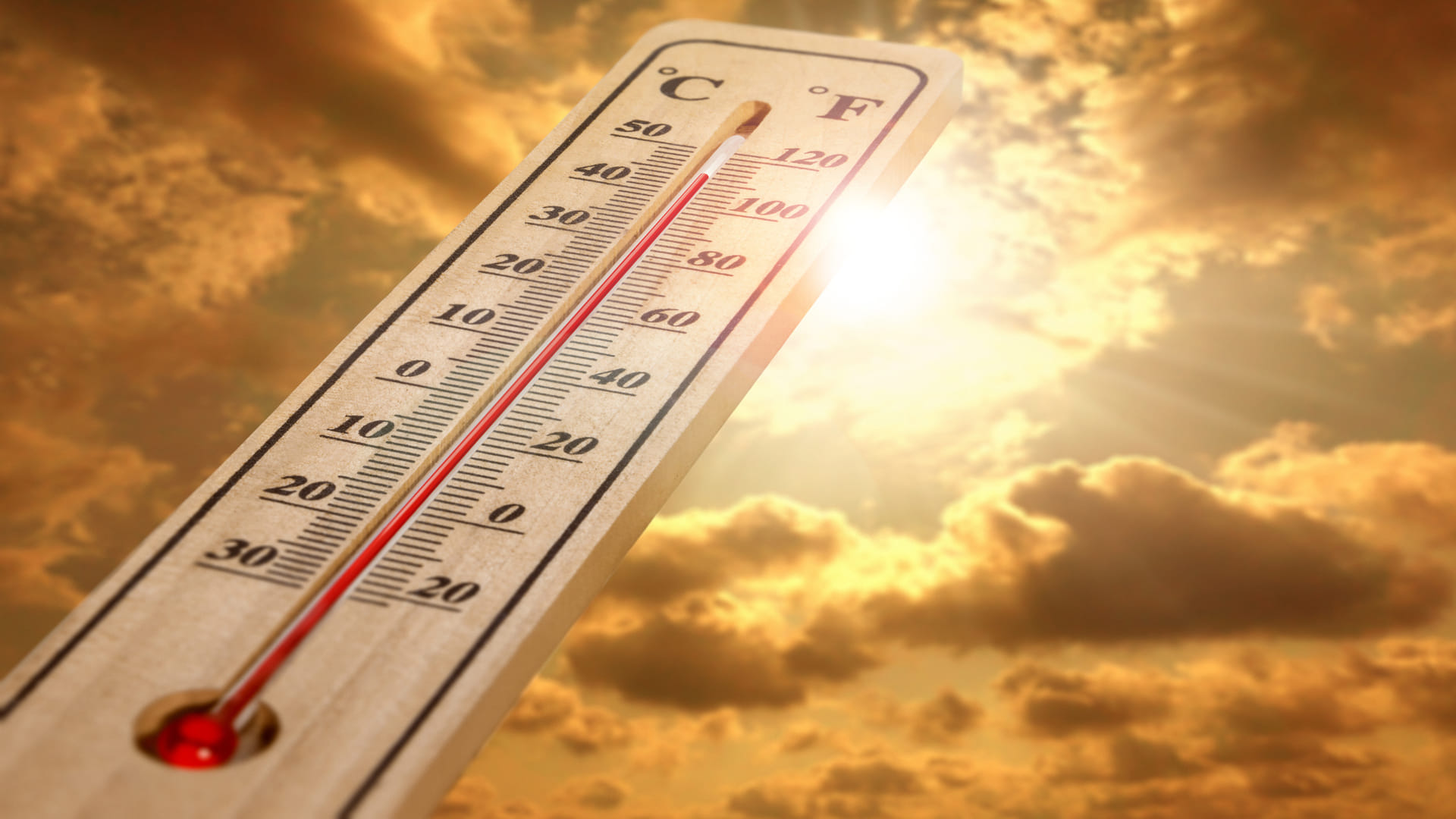 what happens to the body when temperature goes above 45 know side effects of exposure to severe heatwave