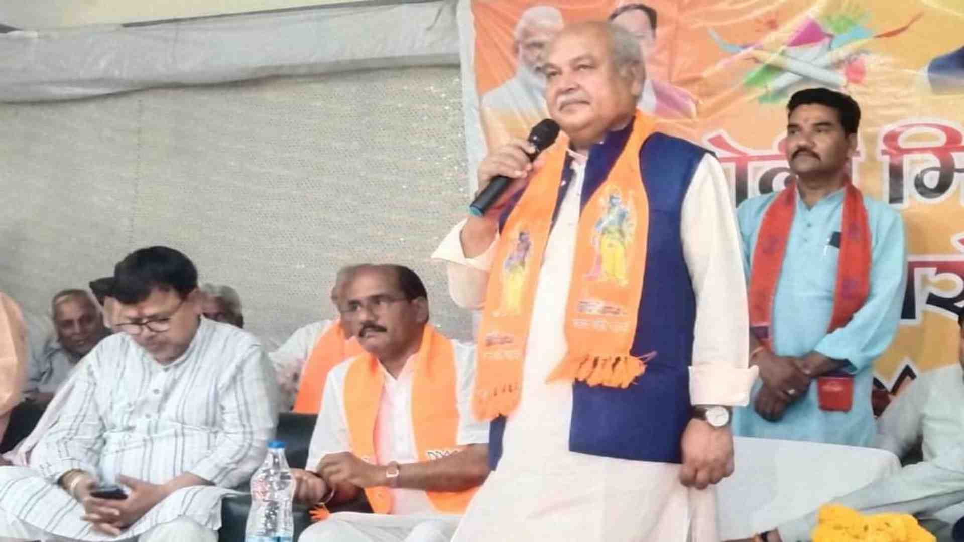 जनसभा करते विधानसभा अध्यक्ष नरेंद्र सिंह तोमर।