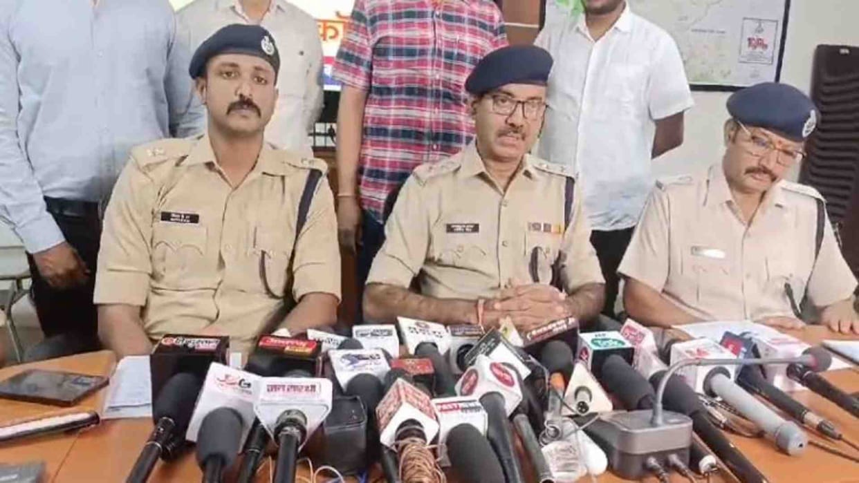 Gwalior News: Two accused of share fraud worth Rs 3.40 crore arrested from Bengaluru