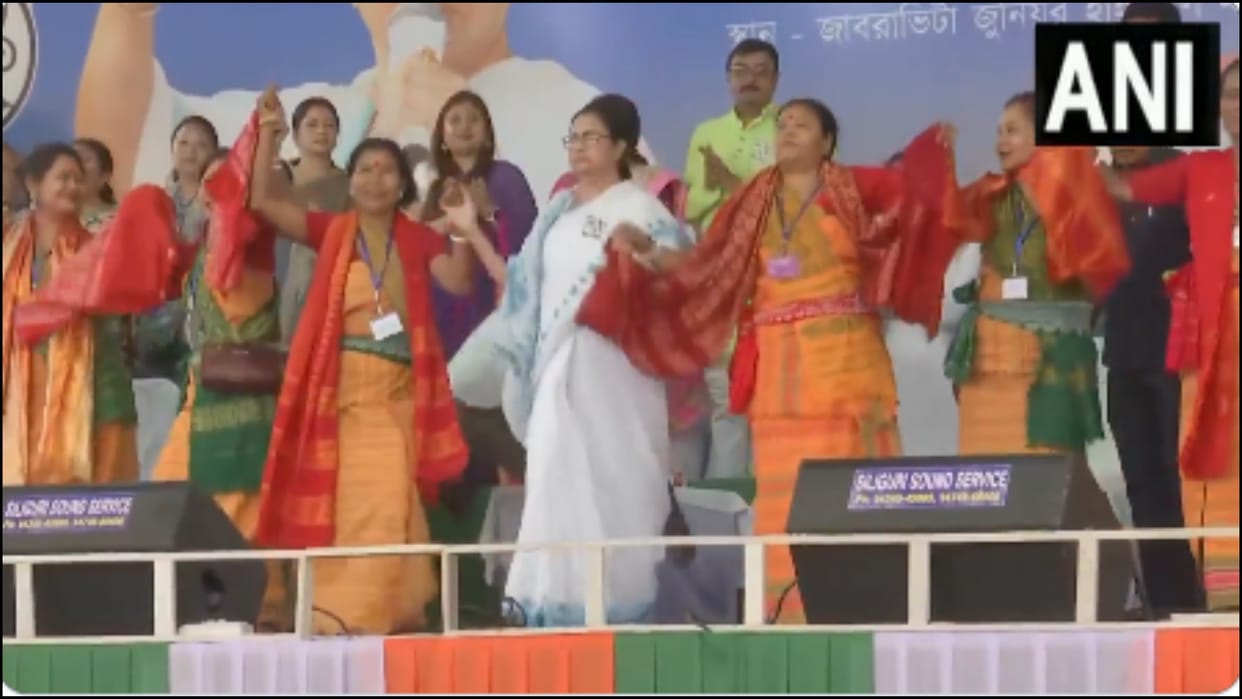 Lok Sabha Polls West Bengal chief minister mamata banerjee election rally news in Hindi