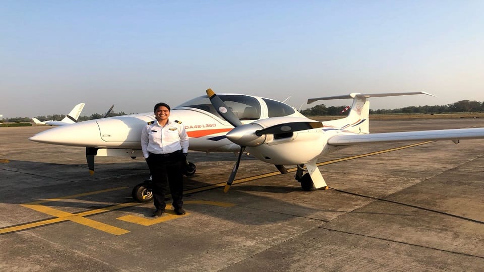 Pithoragarh News: Muskaan of Darma Valley becomes first pilot officer in Air India