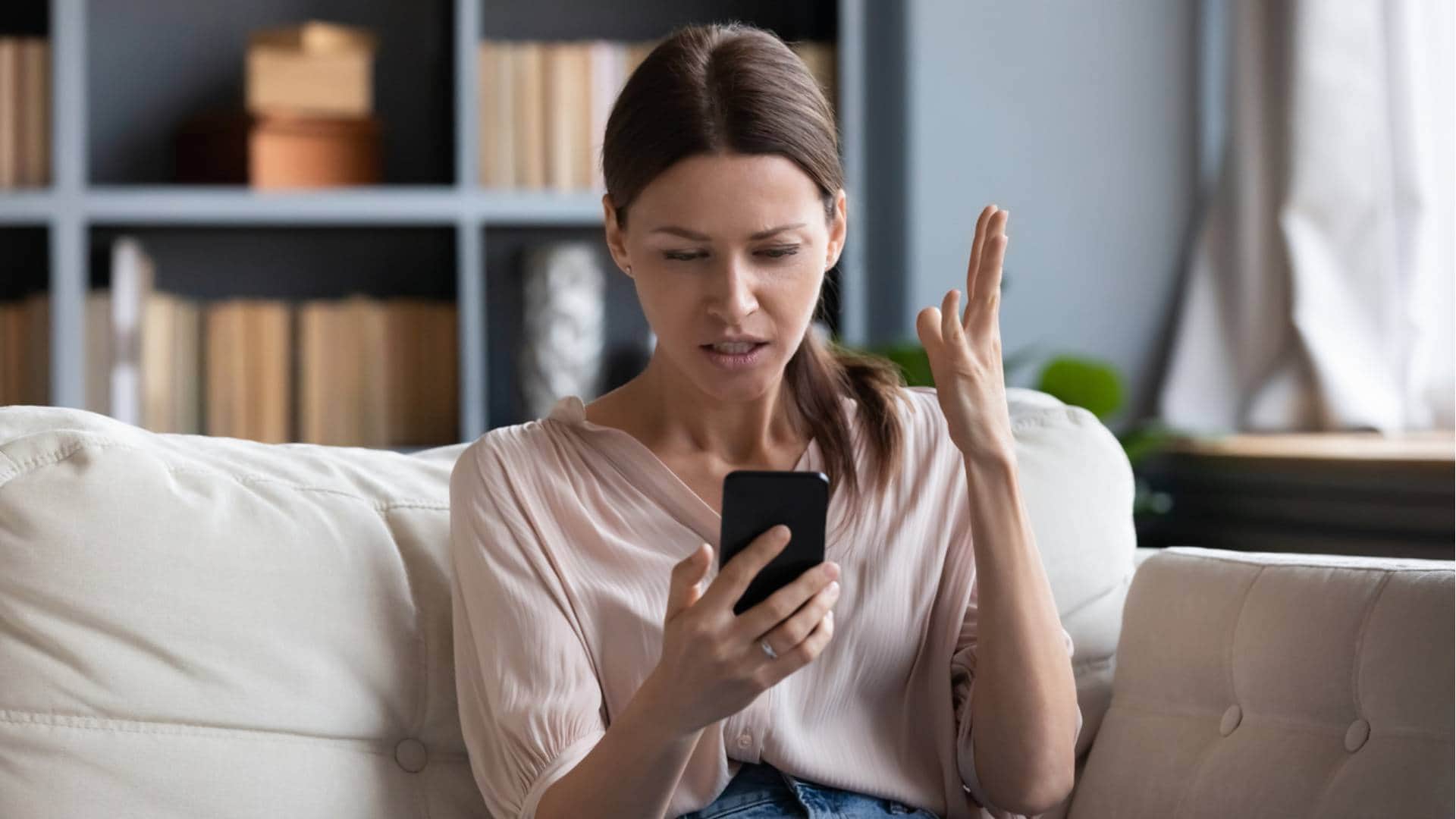 Fraud Alert: How to avoid fraud in the name of loan and insurance check here