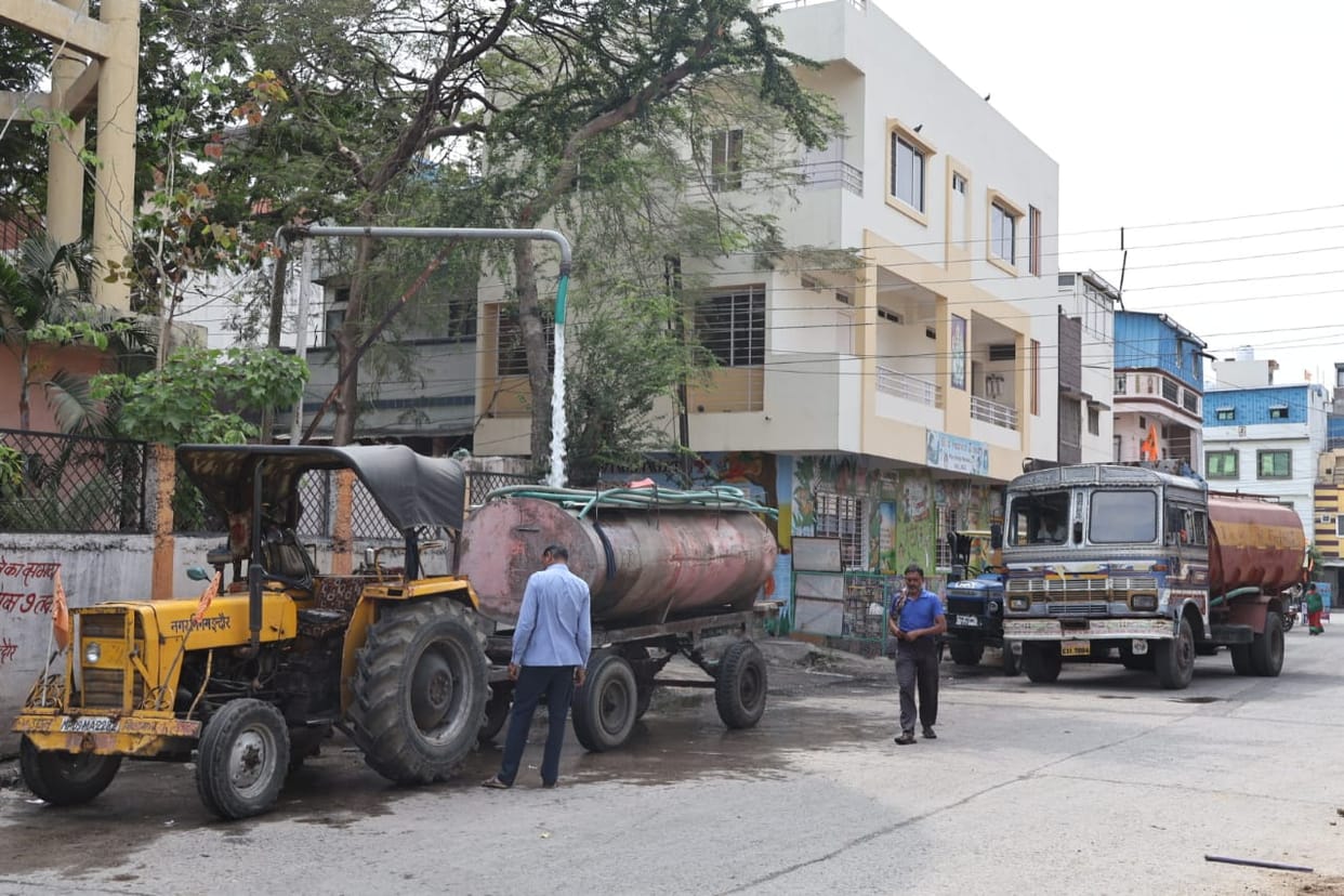 Indore: Despite spending eight hundred crores on the third phase, there is water crisis in Indore, 180 tankers