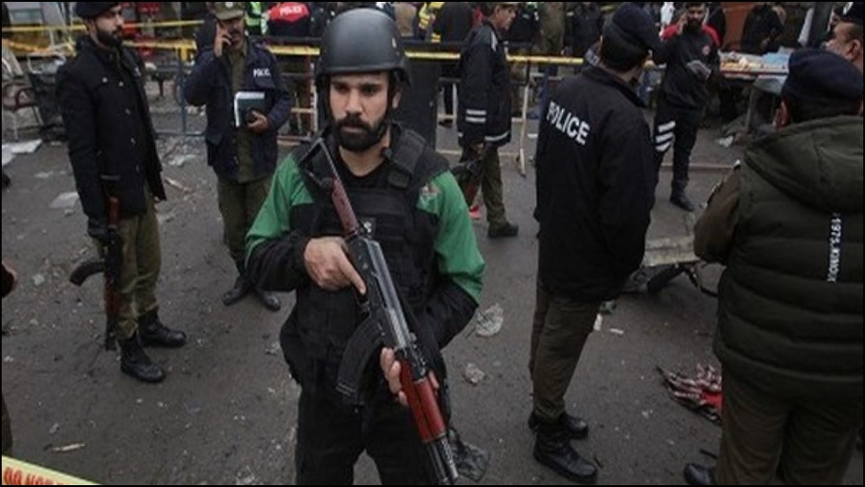 Terrorist attack in Balochistan Province Pakistan several killed news in hindi