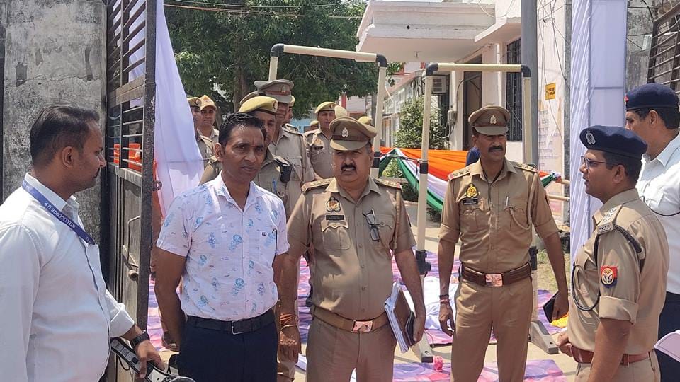 Sambhal seat: 32 people including BJP and BSP candidates bought papers, nomination process till 19