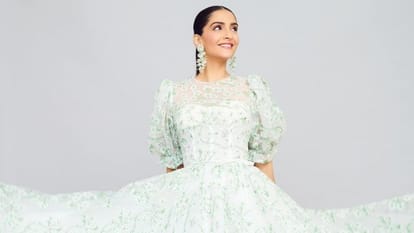 priyanka chopra and alia bhatt these bollywood actresses doing business