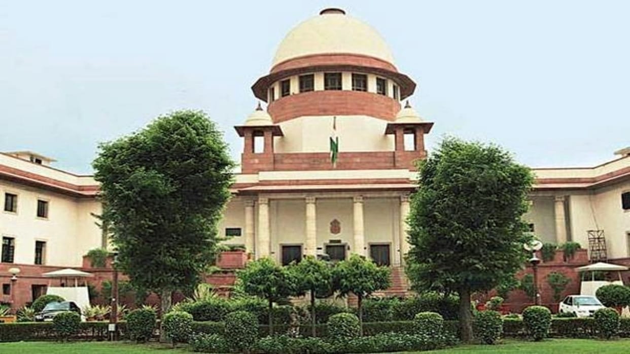 Courts should stay bail orders only in exceptional circumstances: SC