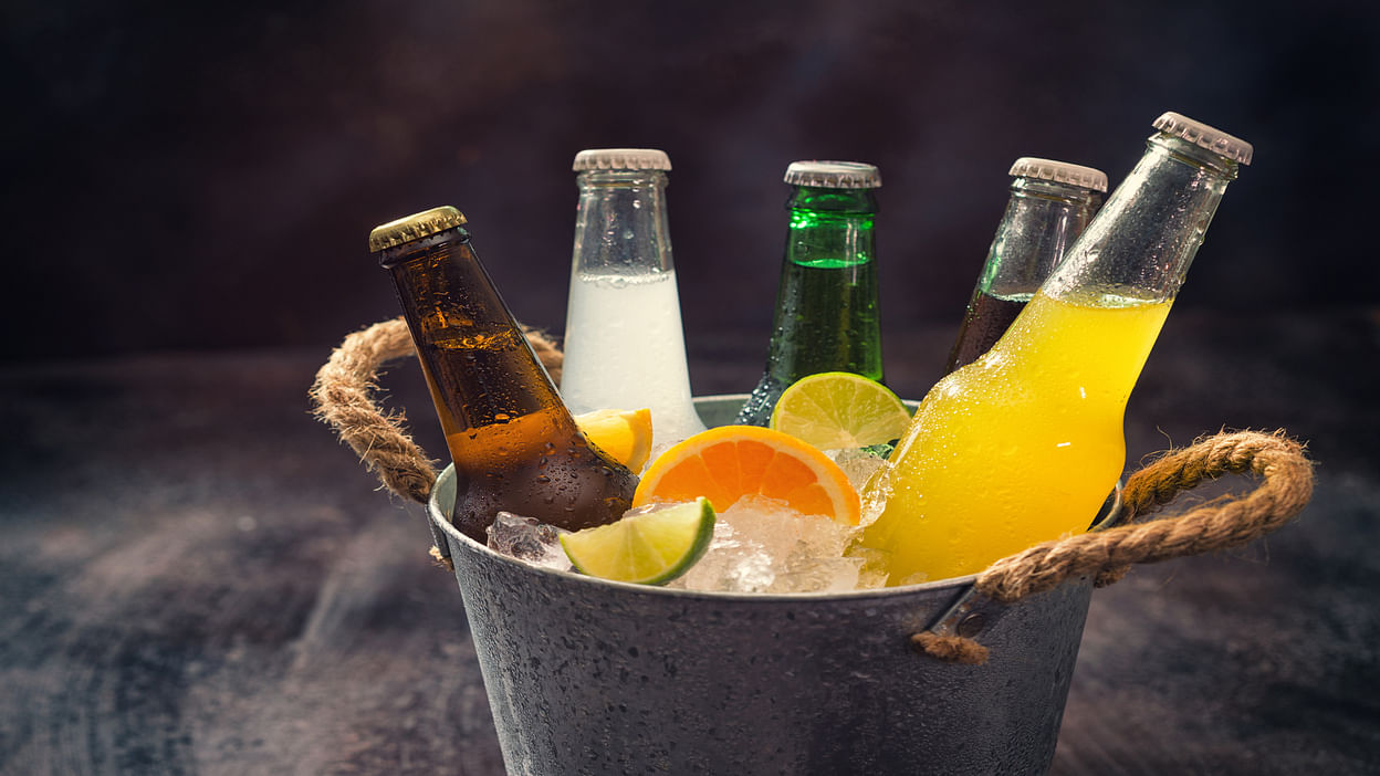 Large Amounts Of Sugar In Cold Drinks Why Sugary Soda Is Bad For Your Health - Amar Ujala Hindi News Live - सावधान:कोल्ड ड्रिंक्स की हर बोतल में तय मात्रा से ज्यादा