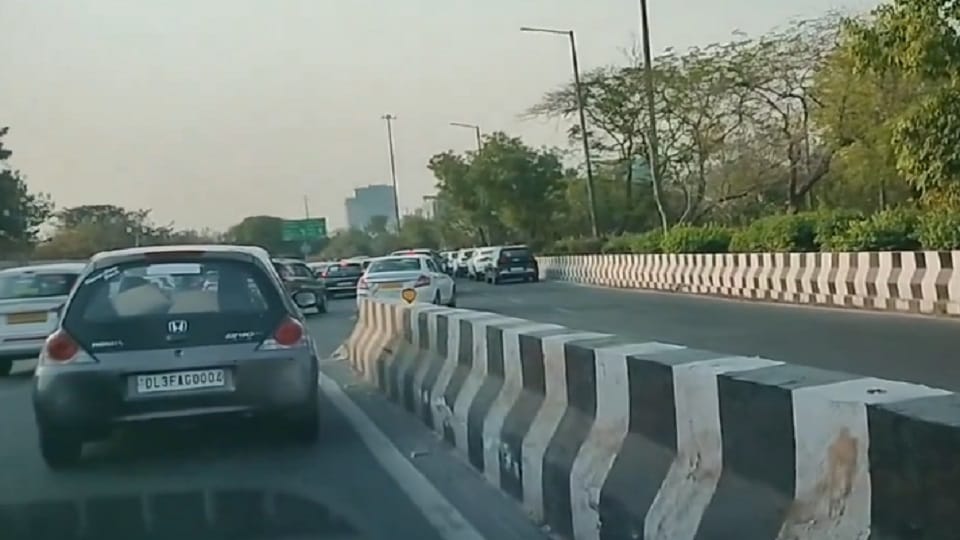 There may be jam near Dalit Prerna Sthal in Noida on Ambedkar Jayanti on Sunday traffic police issued advisory