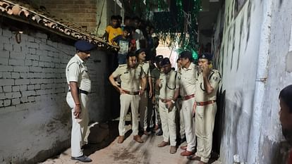 Bihar News : अपराधियों ने महिला को गोलियों से भूना; मौके पर हुई मौत, वजह तलाश रही पुलिस Bihar News: Criminals murdered a divorced woman in Patna, Bihar Police engaged in investigation.