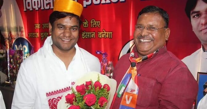 मुकेश सहनी ने सुमन कुमार को झंझारपुर से टिकट दिया।