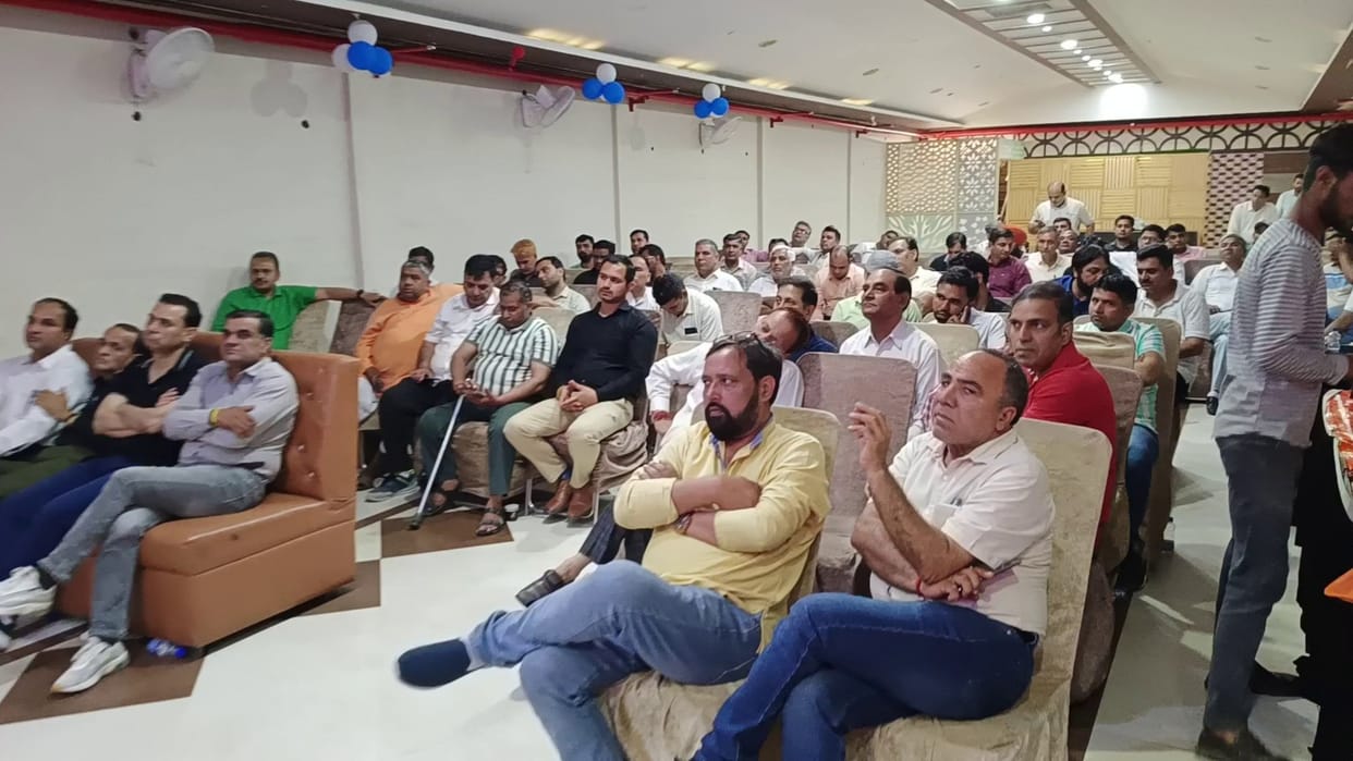Haryana: Protest against confiscation of buses, announcement of going on strike for three days