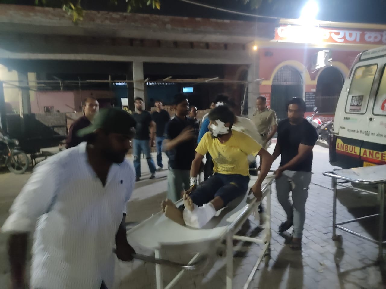 Muzaffarnagar Accident: The building collapsed like a deck of cards, the scene was horrifying