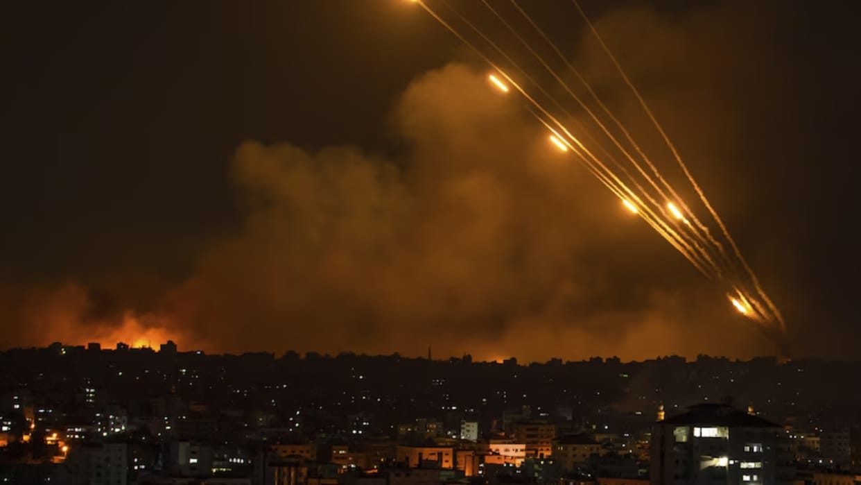G-7 leaders say Iran attack on Israel risks provoking an uncontrollable regional escalation; UNSC convenes eme