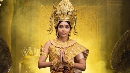 Diplomat Devyani Khobragade Dresses Up As Apsara On Cambodia's New Year