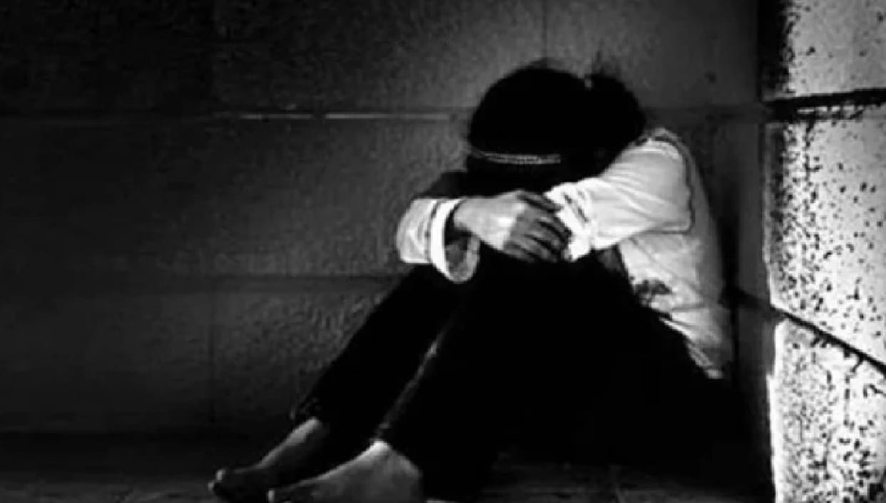 man took obscene photos of female friend in bareilly