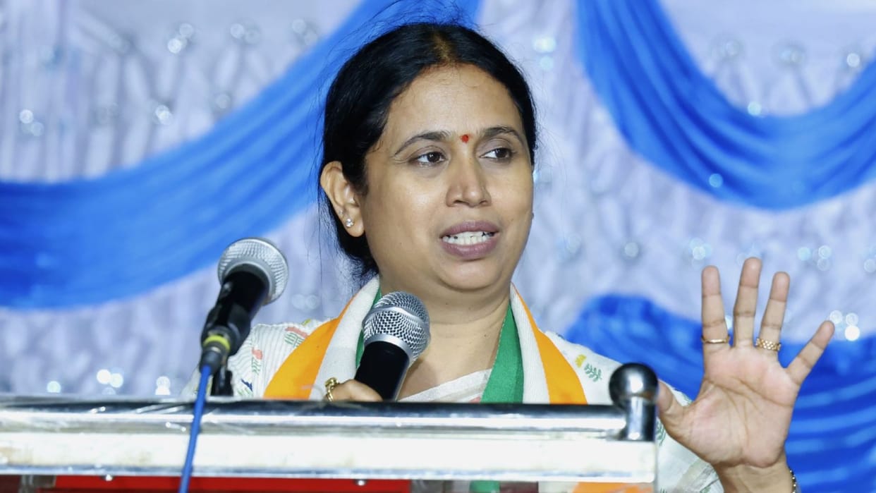 Former BJP MLA Sanjay Patil statement regarding Lakshmi Hebalkar has created political controversy