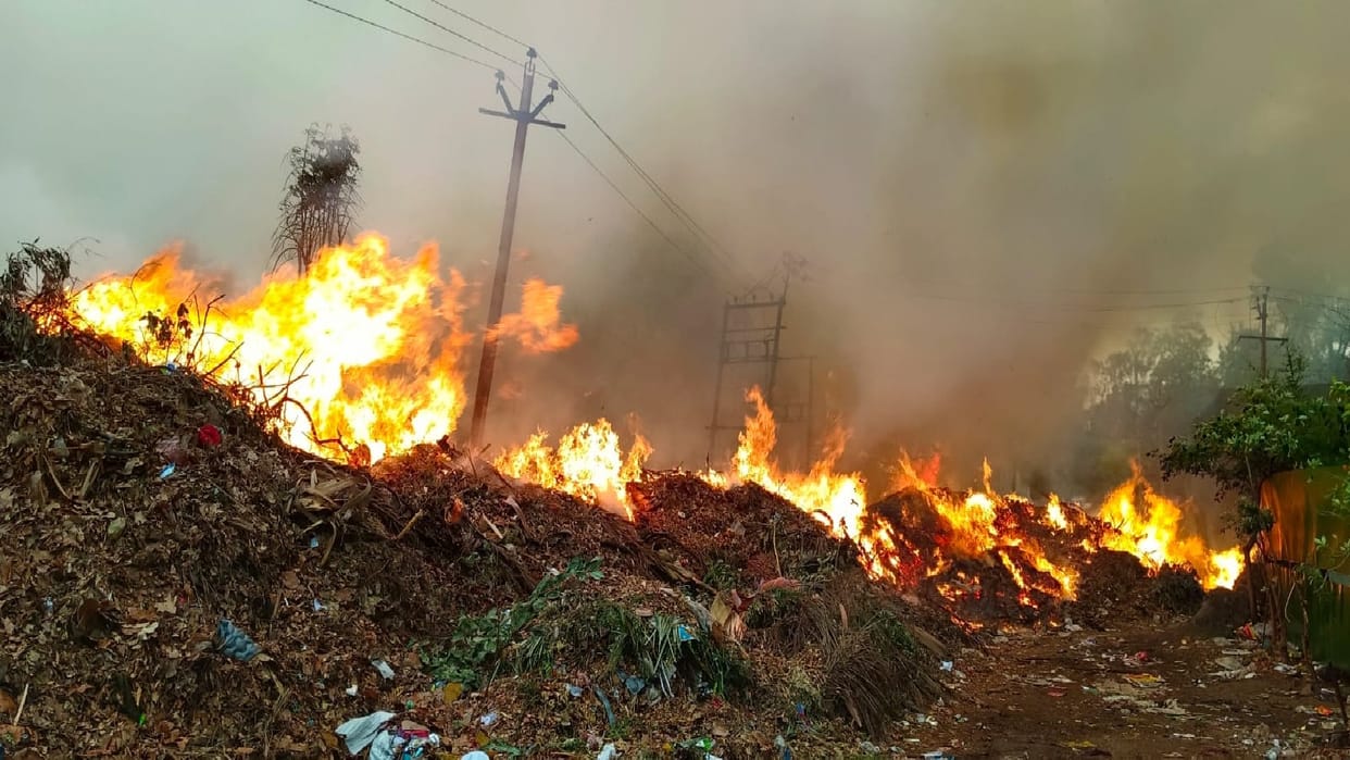 Fire broke out in Municipal Corporation waste in industrial area in Panchkula