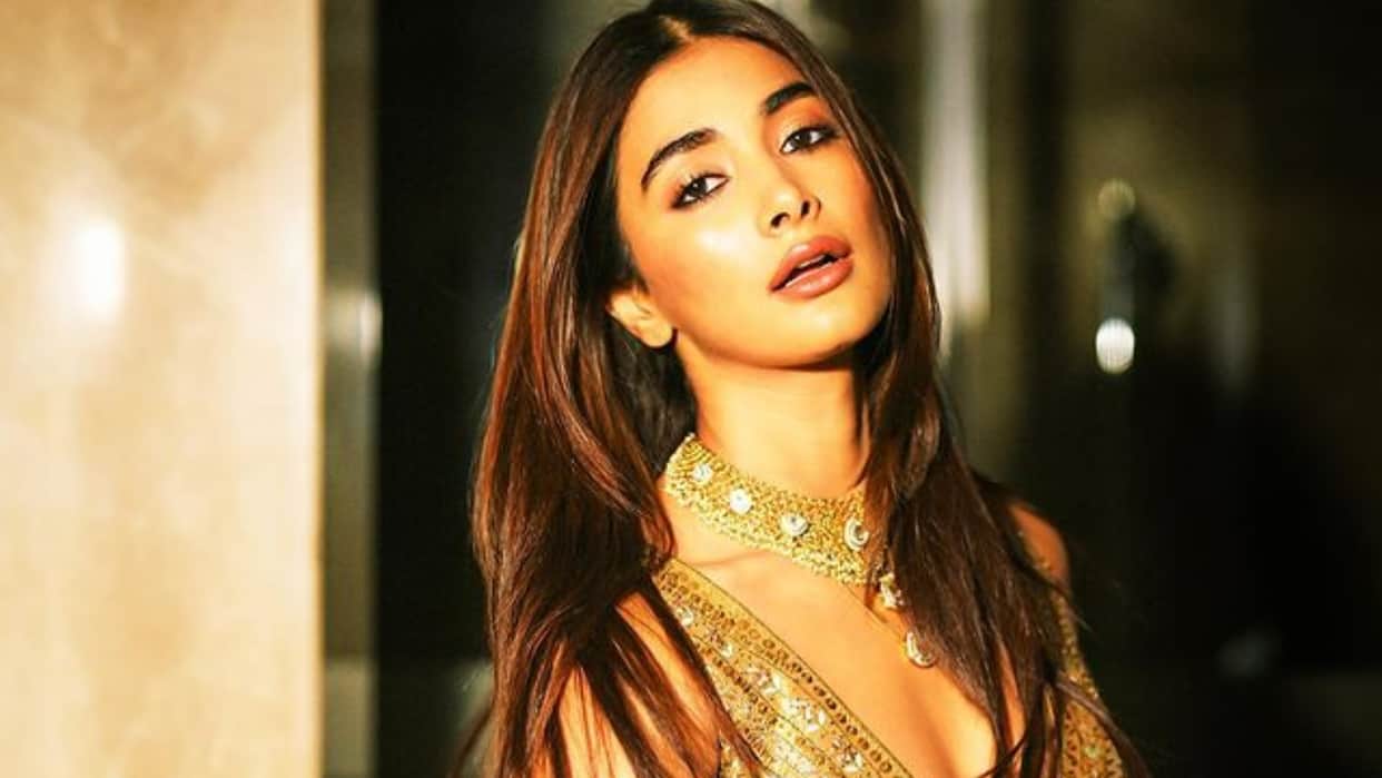 Pooja Hegde Upcoming Movies With South Actors Retro Billa Ranga Baashaa Jana Nayagan Coolie