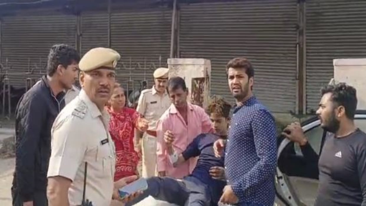 Kota News: Fire caused by short circuit engulfs hostel, seven students burnt, three admitted to hospital