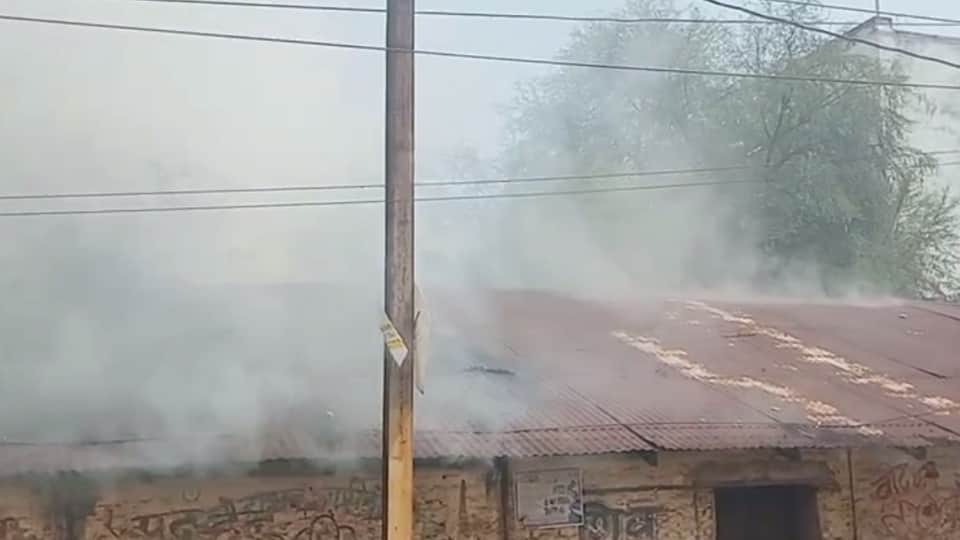 सिविल लाइन के रिहायशी इलाके में लगी भीषण आग