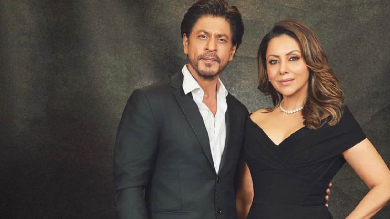 shah rukh khan wife gauri khan to organize grand party on actor 59 birthday invite 250 celebs decorates mannat