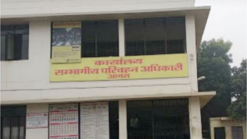 Do not send children in these school vehicles RTO issues safety warning to parents