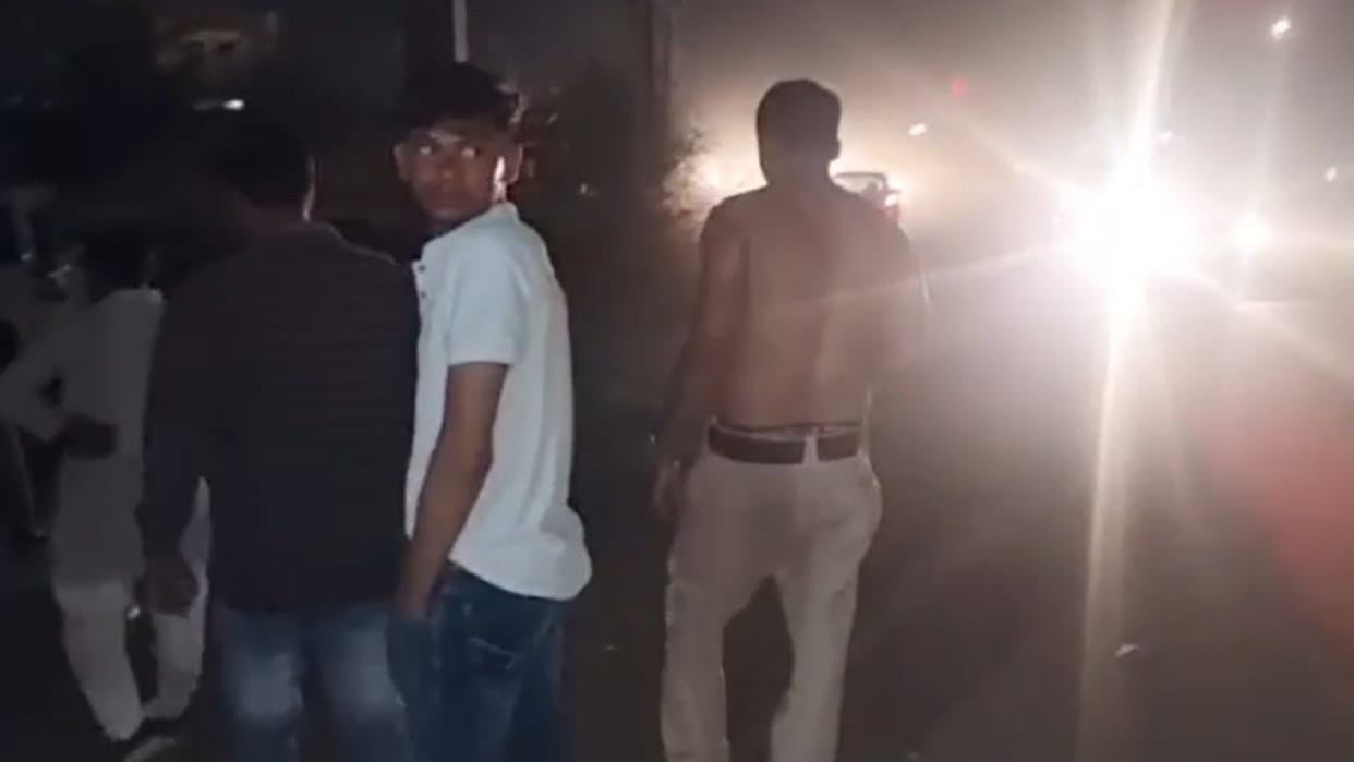 A case of assault with a constable came to light in Bhind