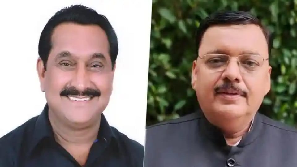 Tilak Raj Behad and Rajesh Shukla fight and counter attack in rudrapur