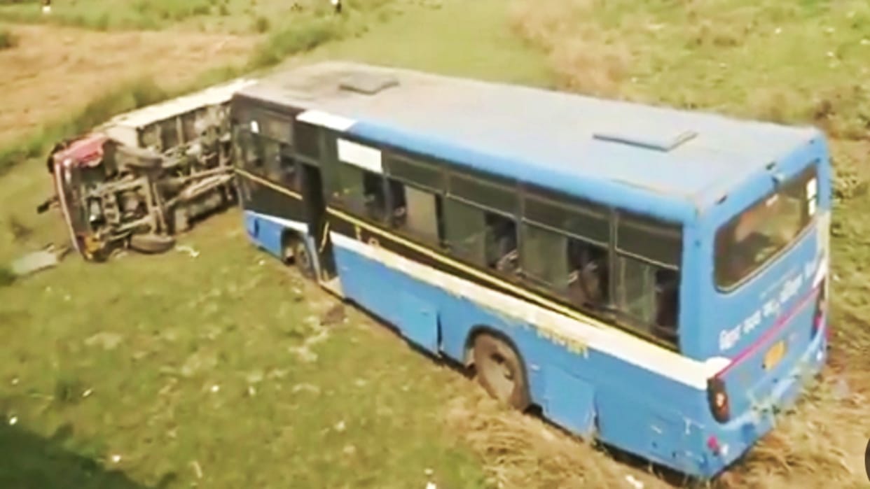 Bihar News: Accident today in Darbhanga on national highway 27, bus passengers injured in accident news