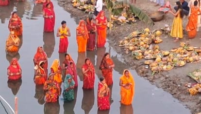 Chhath Puja: Devotees offered prayers to the rising sun; Bihar News Updates, Chaitra Chhath, Patna, Ganga Ghat