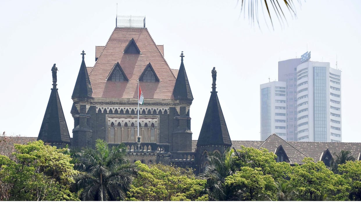 2006 Mumbai local train blasts case | Bombay High Court acquits all 12 people, declaring them innocent