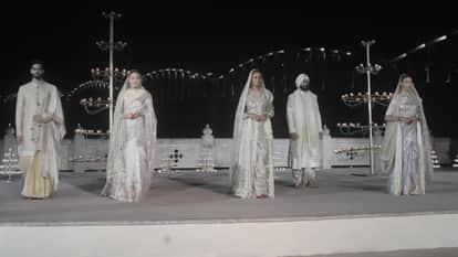 Ranveer and Kriti ramp walk in fashion show on the banks of Ganga