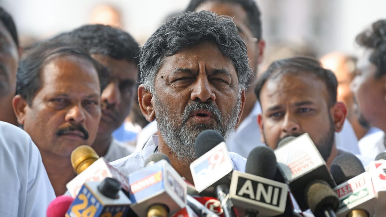 dk Shivakumar rejects reports about meeting Obama and Kamala Harris, says US visit is purely personal