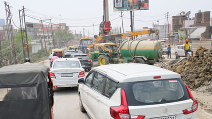 Sixlane will fill the fast lane soon...but for now cover your nose and mouth and walk in gorakhpur