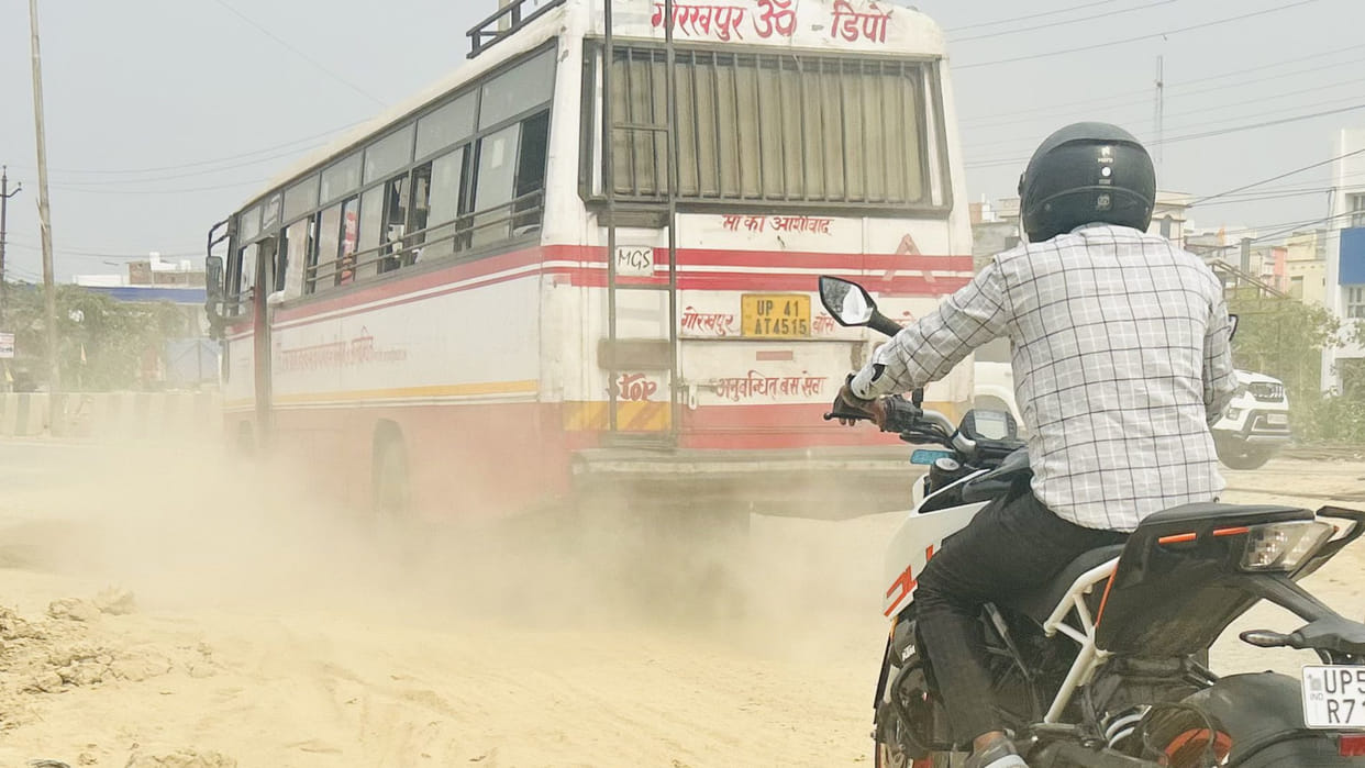 Sixlane will fill the fast lane soon...but for now cover your nose and mouth and walk in gorakhpur