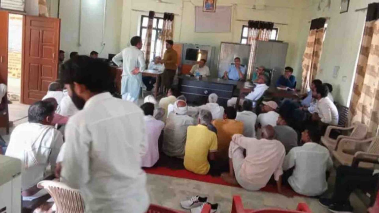 Troubled by water crisis, villagers in Pilani assembly constituency announced election boycott.