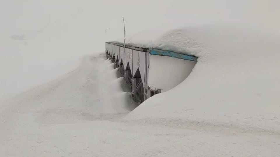 Hemkund Sahib Covered With 15 feet snow lake also frozen doors to open on May 25 photos