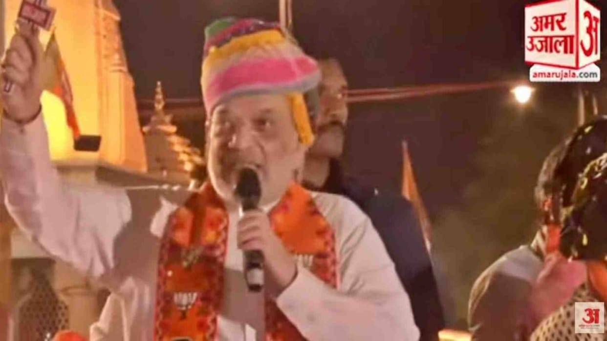 RJ Lok Sabha Chunav Live: Priyanka said in the public meeting of Bandikui, Modiji only talks big