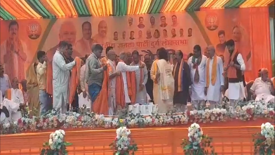 पूर्व सीएम भूपेश बघेल की भाभी भाजपा में शामिल