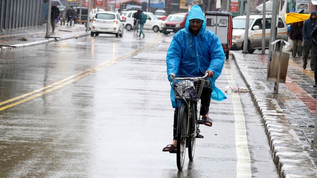 New Western Disturbance in Punjab Orange Alert for Two Days of Rain Strong Winds and Hailstorm