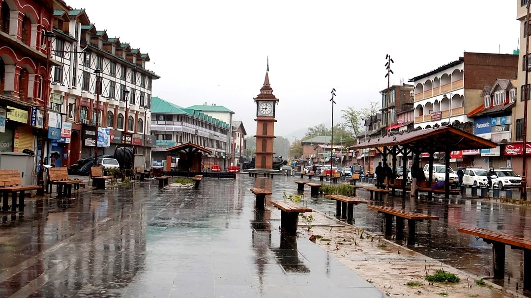 श्रीनगर में बारिश
