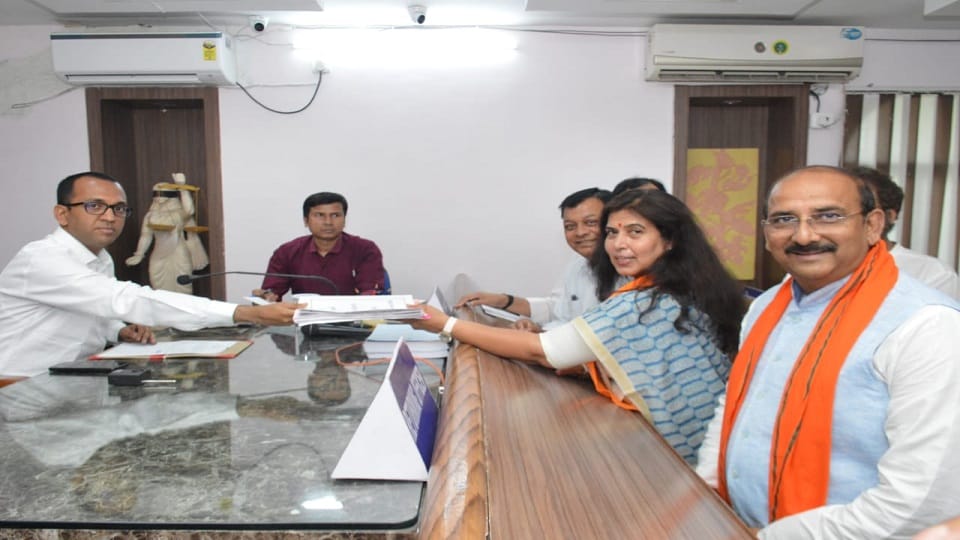 BJP candidate Saroj Pandey filed nomination claimed victory in Korba